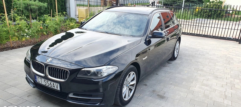 BMW Seria 5 cena 69900 przebieg: 139000, rok produkcji 2017 z Toruń małe 232